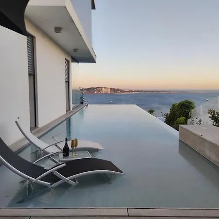 Modern With Sea & River View Pool And Gym. *
