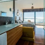 Modern With Sea & River View Pool And Gym. * Lisbon