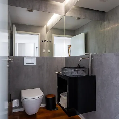Modern With Sea & River View Pool And Gym. * Lisbona