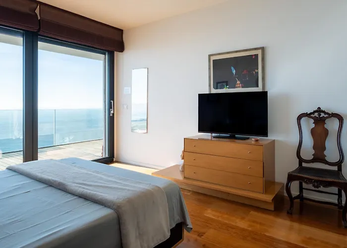 Modern With Sea & River View Pool And Gym. Willa