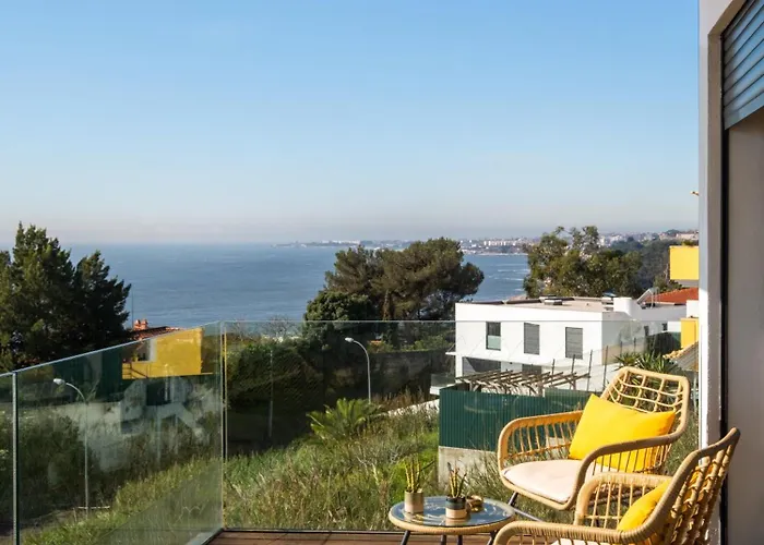 Willa Modern With Sea & River View Pool And Gym. Lizbona