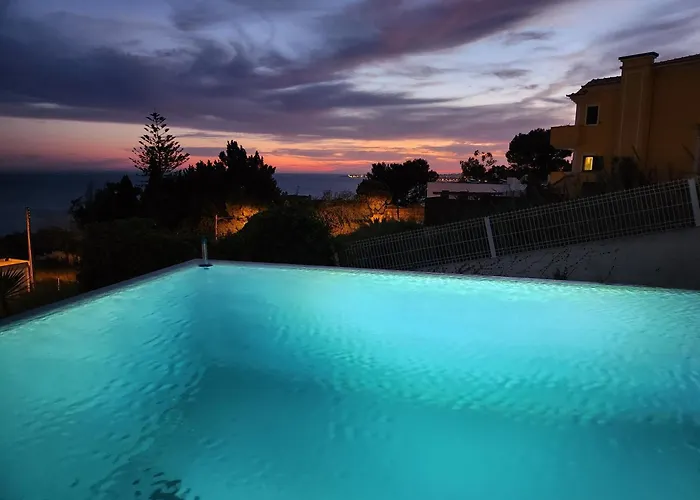 Modern With Sea & River View Pool And Gym. * Lizbona