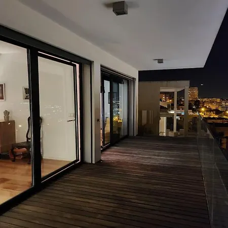 Modern With Sea & River View Pool And Gym. Lisboa