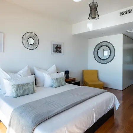 Vila Modern With Sea & River View Pool And Gym. Lisboa