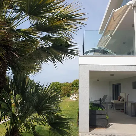 Modern With Sea & River View Pool And Gym. Vila