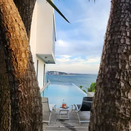 Βίλα Modern With Sea & River View Pool And Gym. *